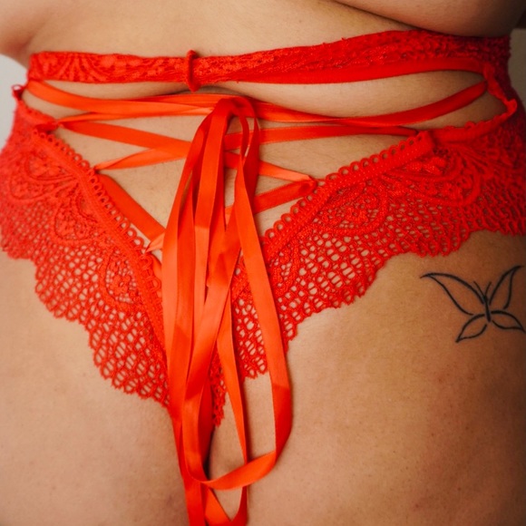 Red Lace Balconette Bra and High Waisted Ribbon Panty Set - Picture 3 of 3